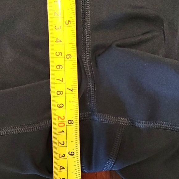 Under Armour Athletic Boy Shorts Soccer Running Basketball Tennis Yoga Workout - Picture 5 of 16